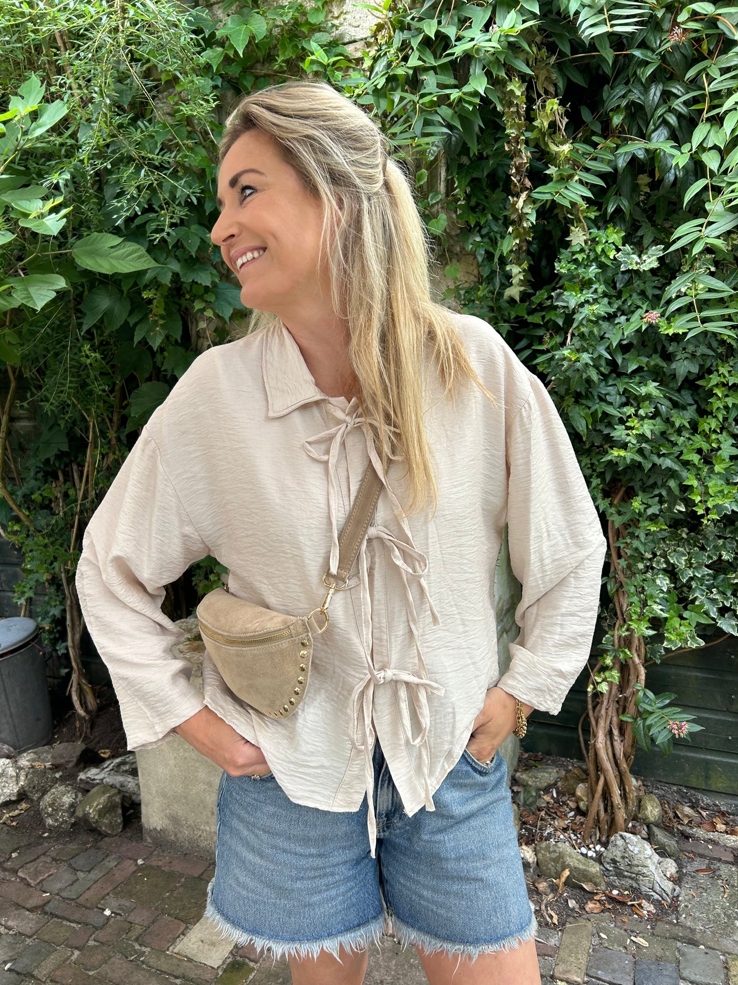 Blouse sand