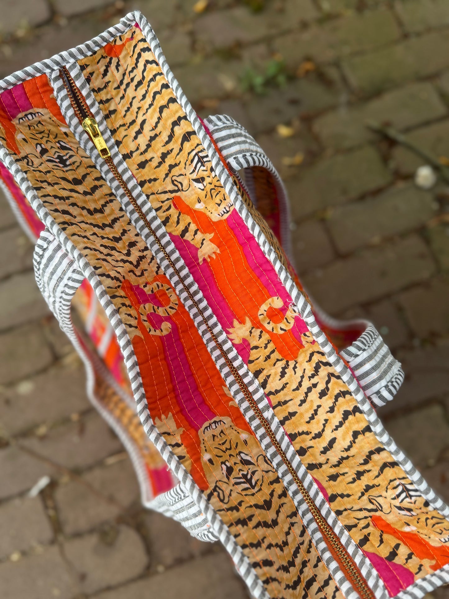 Shopper tiger