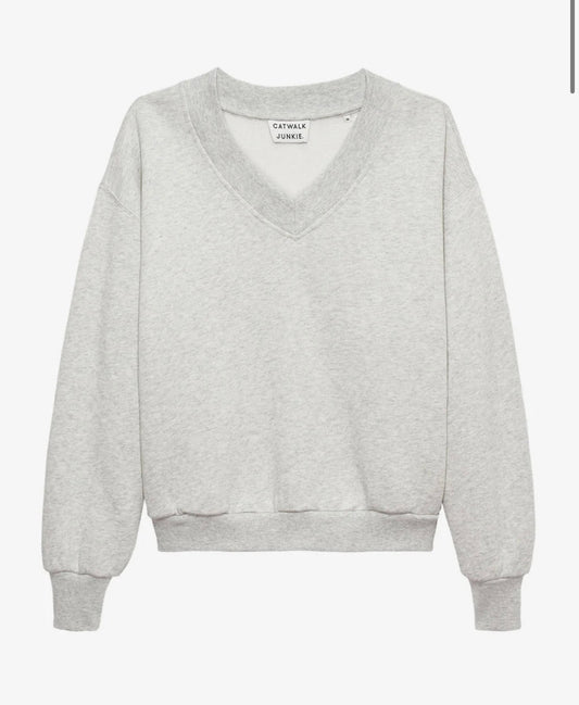 Sweater V Catwalk Junkie