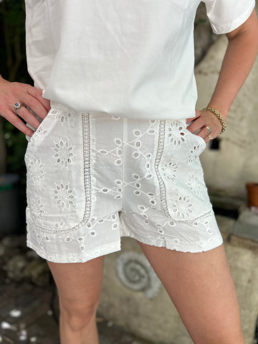 Jackie short broderie