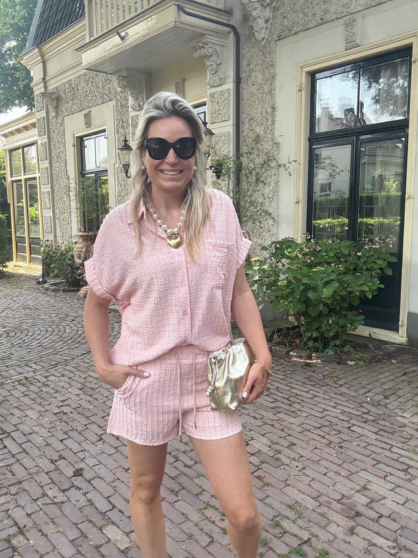 Pink/off white suit