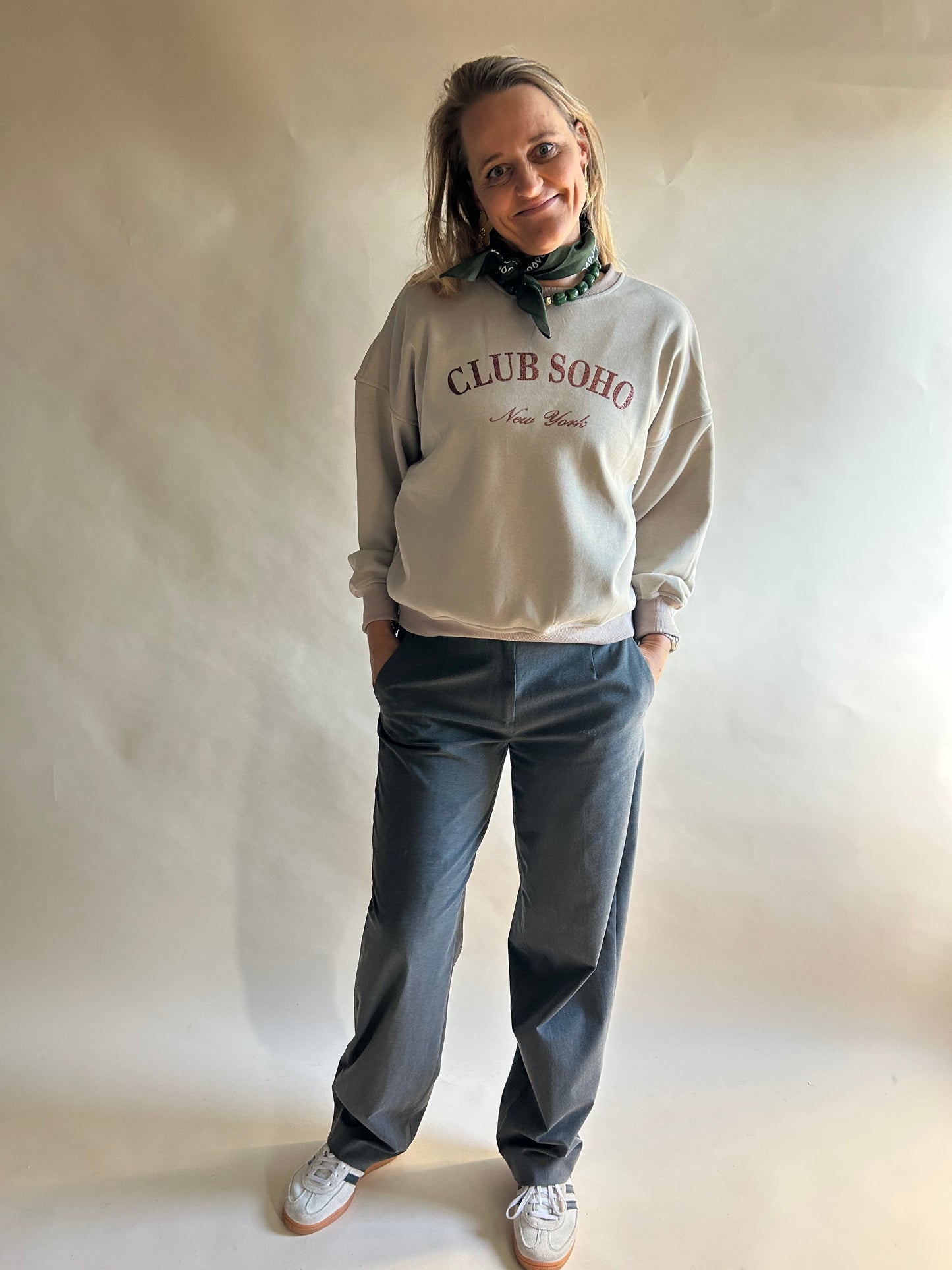 Sweater Club Soho NY beige