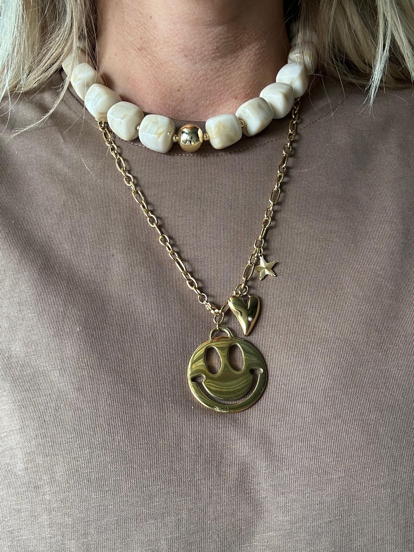 Ketting coloured and gold