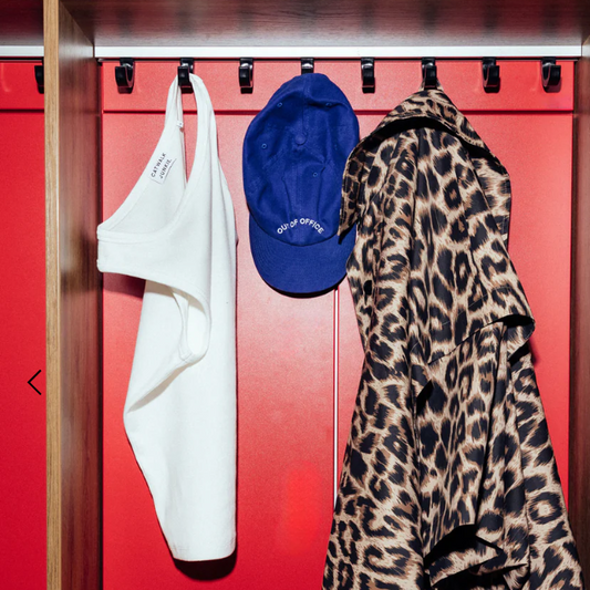 Cap Out Of Office blauw