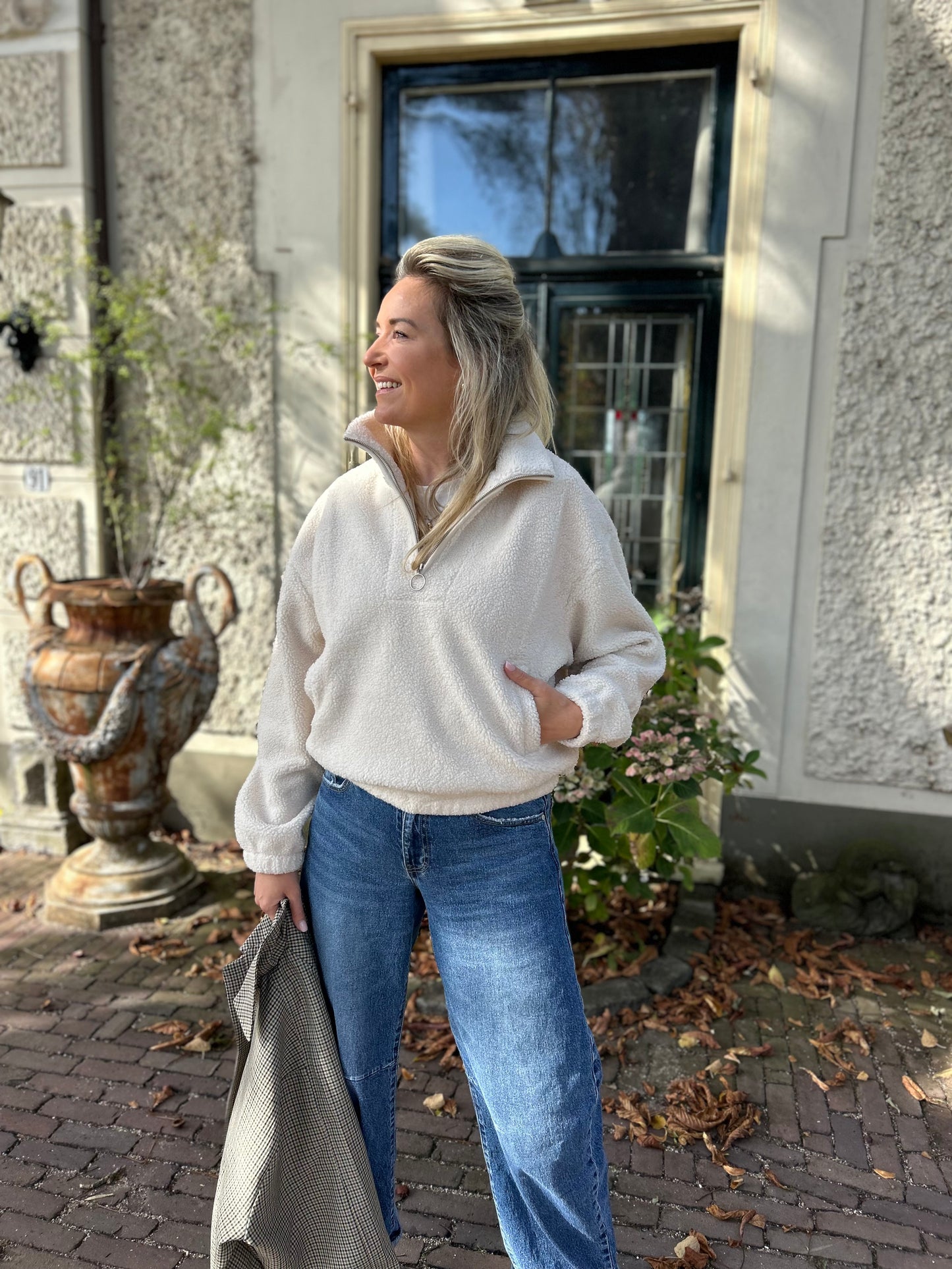 Teddy sweater Catwalk Junkie