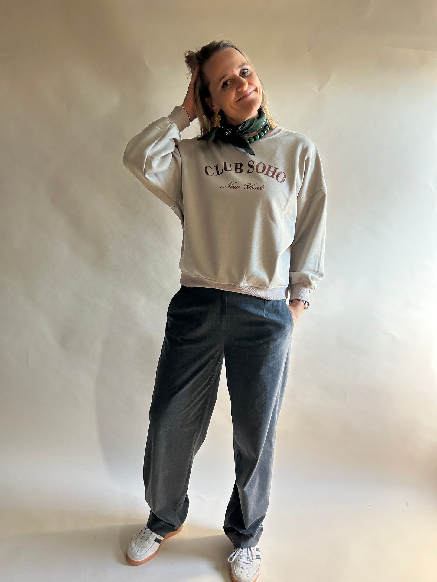 Sweater Club Soho NY beige