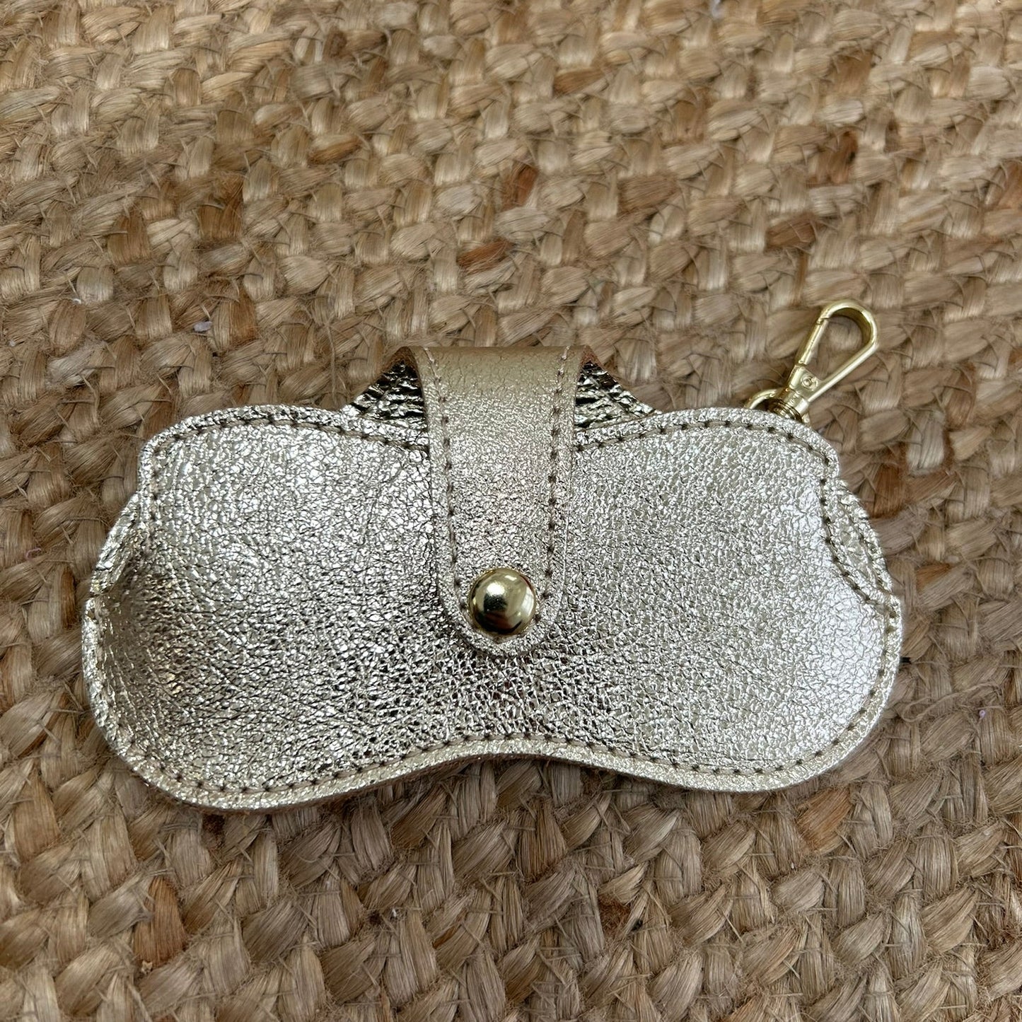 Zonnebrilhoesje voor aan je tas - Goud