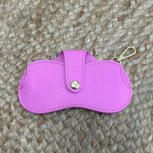 Zonnebrilhoesje voor aan je tas - Roze